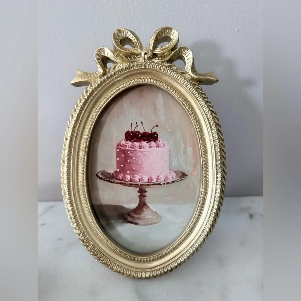 Gold Oval Frame with bow on top antique style for 4”x6” photo